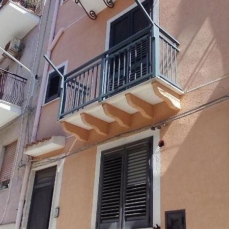 La Casa dei Nonni Camere Montallegro Esterno foto